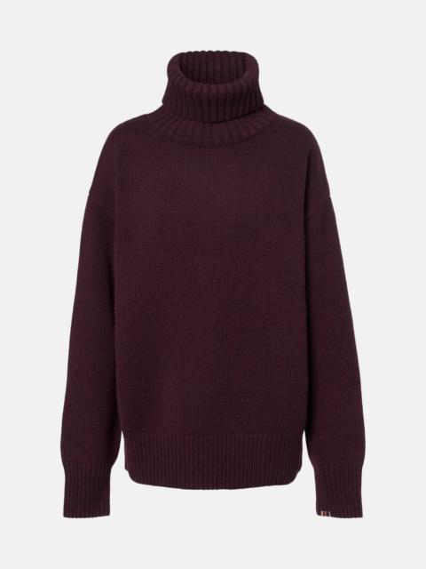 Oversize Xtra cashmere turtleneck sweater