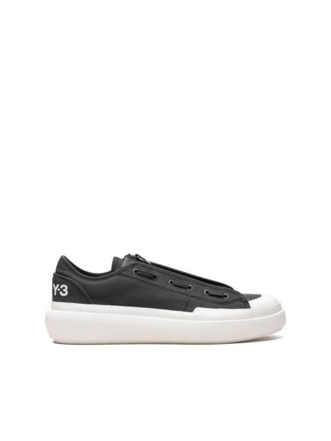 Ajatu Court Low sneakers