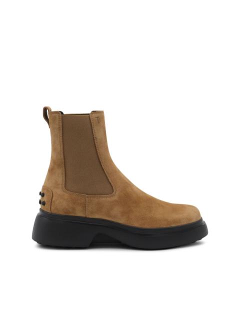 elastic-panel chelsea boots