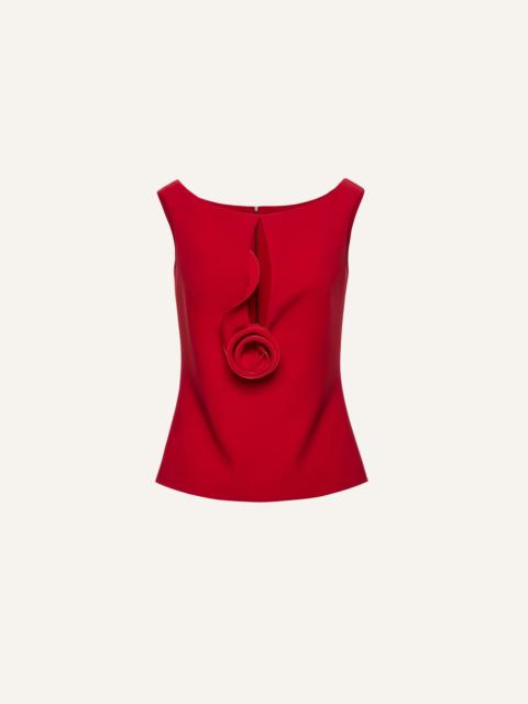 Floral appliqué keyhole top in red