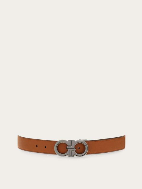Reversible and adjustable Gancini belt