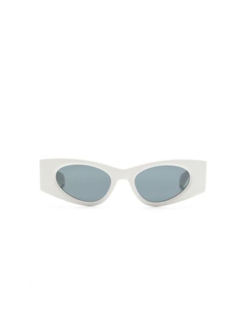 cat-eye frame tinted sunglasses