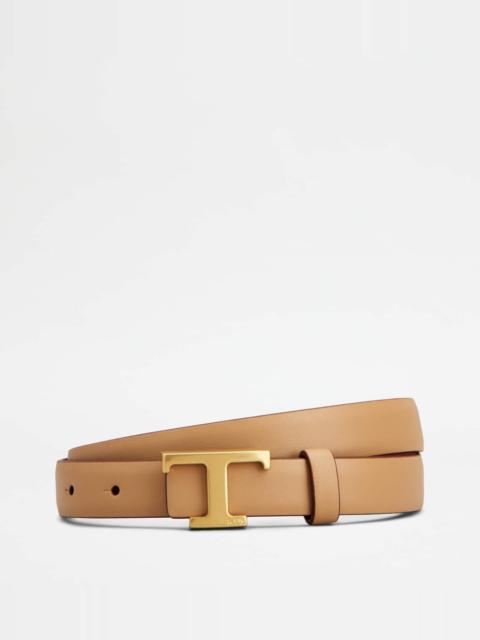 T TIMELESS REVERSIBLE BELT IN LEATHER