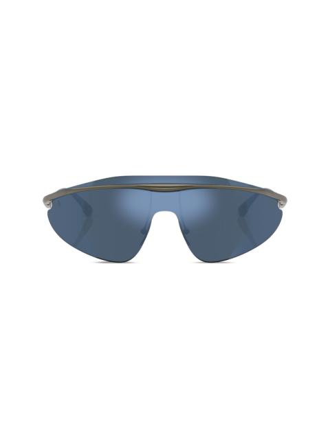 oversize-frame sunglasses
