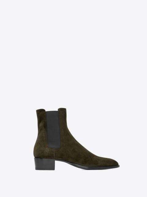 wyatt chelsea boots in suede