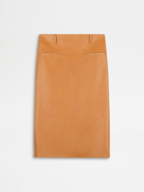 SKIRT IN LEATHER - ORANGE