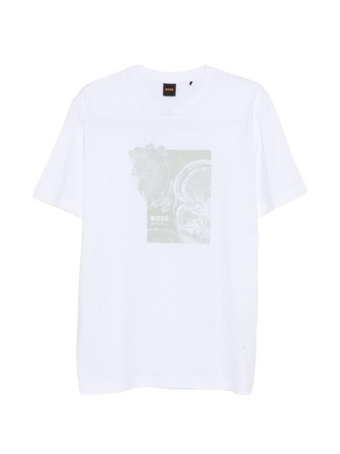graphic-print T-shirt