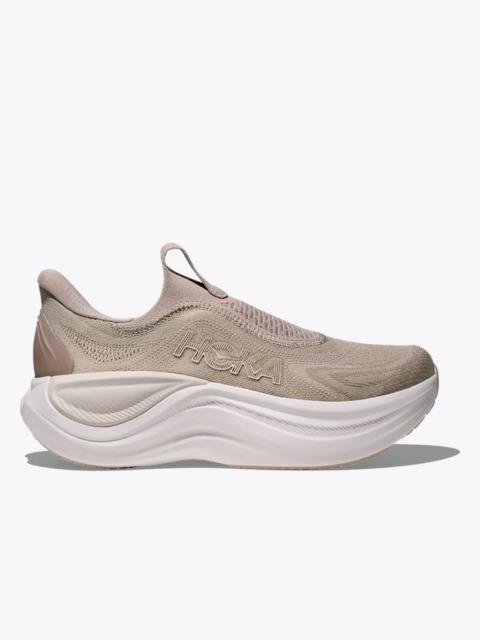 Women's Skyward Laceless Shoes in Putty/White