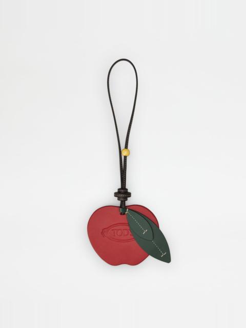 APPLE CHARM IN LEATHER