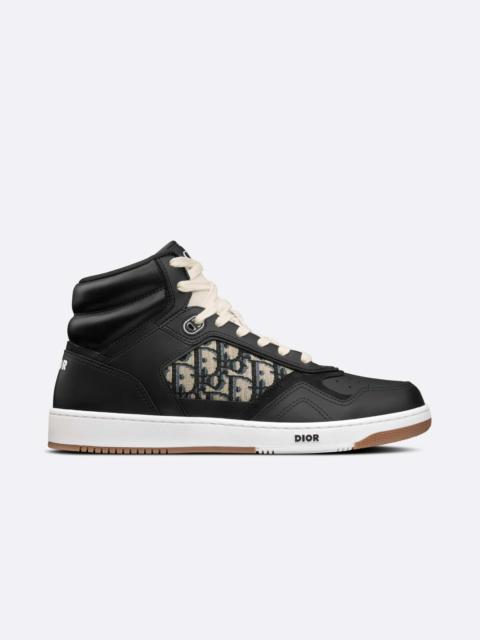 B27 High-Top Sneaker