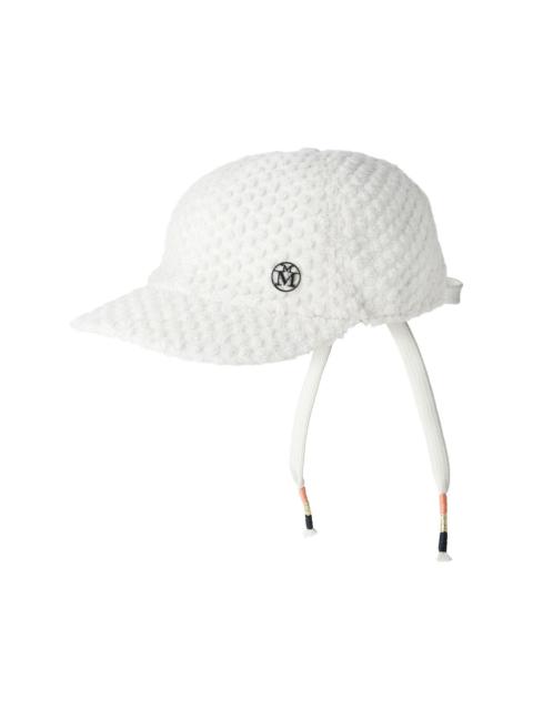 Gareth tie-fastening cap