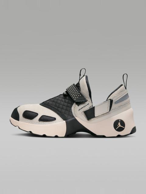 Jordan Trunner LX Women's Shoes
