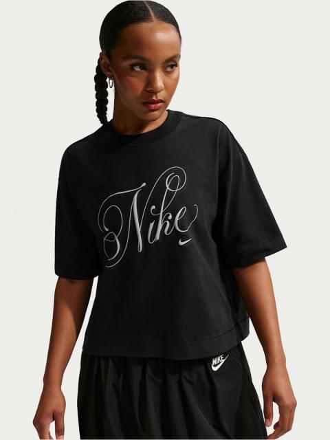 Nike Sportswear Women's Oversized Short-Sleeve T-Shirt
