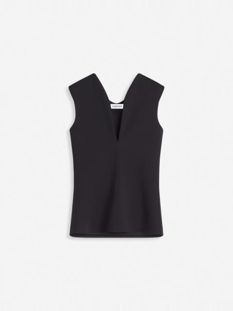 JERSEY TOP WITH A PLUNGING NECKLINE