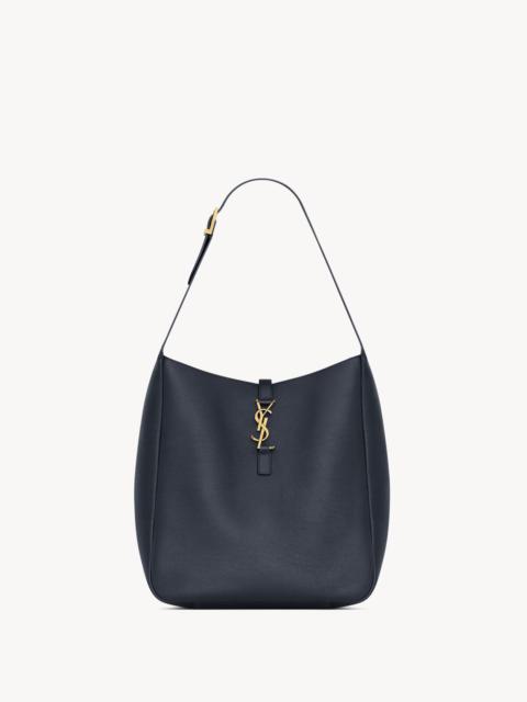 LE 5 À 7 SUPPLE LARGE IN GRAINED LEATHER