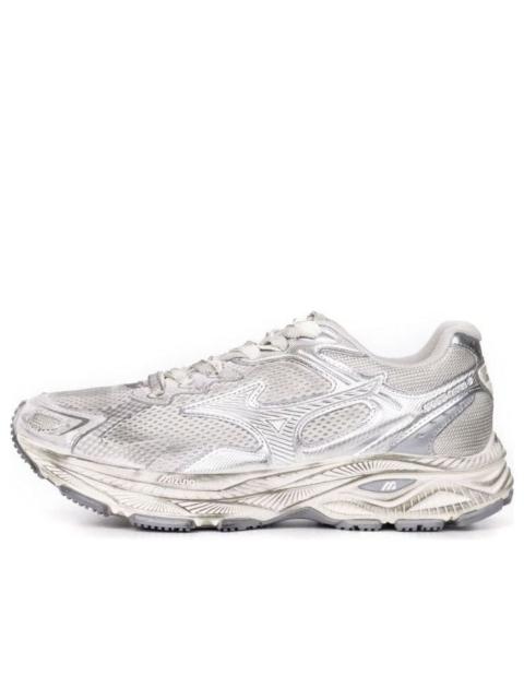 Mizuno Racer S 'White Metallic Silver' D1GH223518