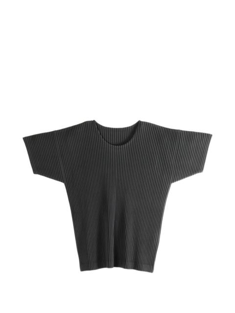 pleated T-shirt