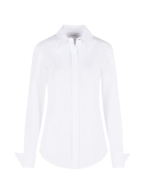 point-collar shirt