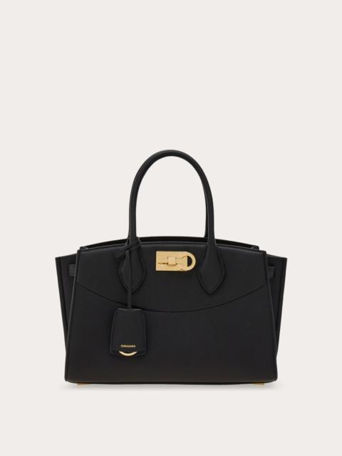 New Ferragamo Studio soft bag (M)