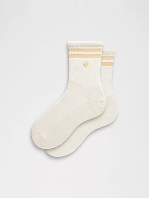 Unisex Daily Essential Quarter Socks *Metallic Stripe