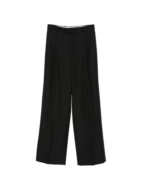 pleated trousers