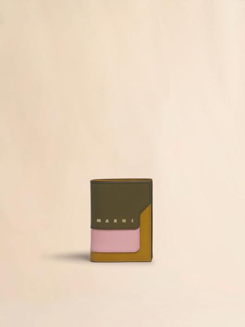 DEEP GREEN PINK AND MUSTARD SAFFIANO LEATHER BI-FOLD WALLET