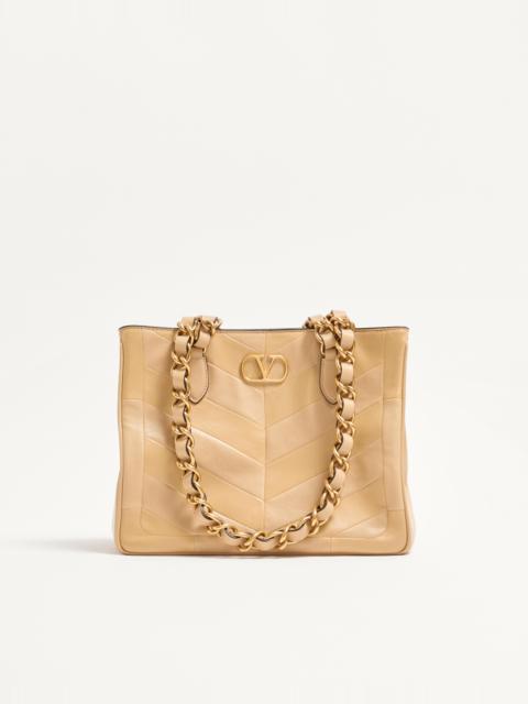 VALENTINO GARAVANI LASEINE SMALL SHOPPING BAG IN CHEVRON-PATTERNED NAPPA LEATHER