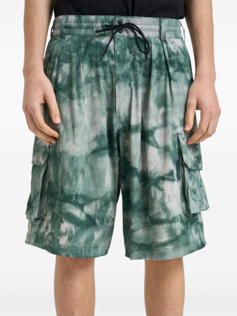 tie-dye cargo shorts