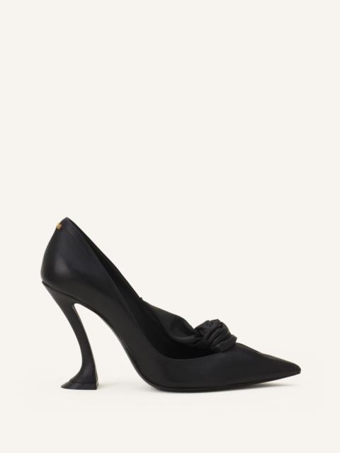 MIDNIGHT STEP LEATHER BOW PUMP