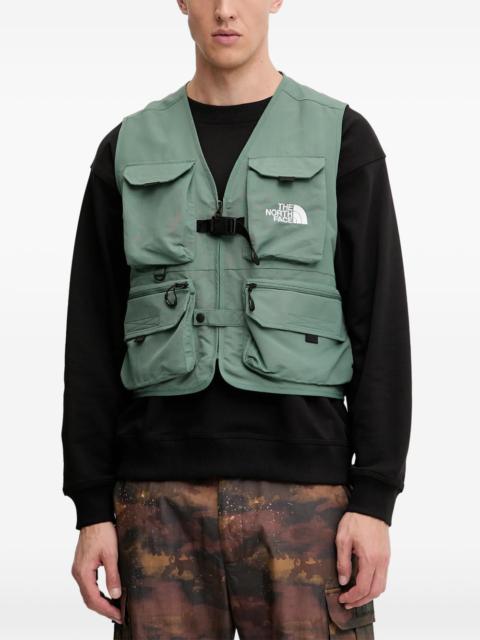 pockets utility vest