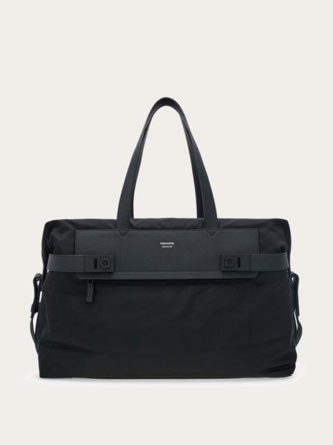 Hug duffle bag