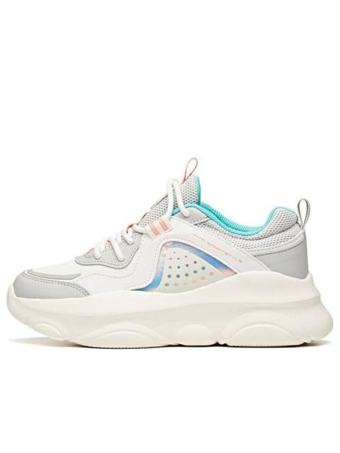 (WMNS) ANTA Life Series Sneakers 'Grey White' 122018886-1