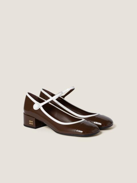 Two-tone patent leather Mary Jane pumps