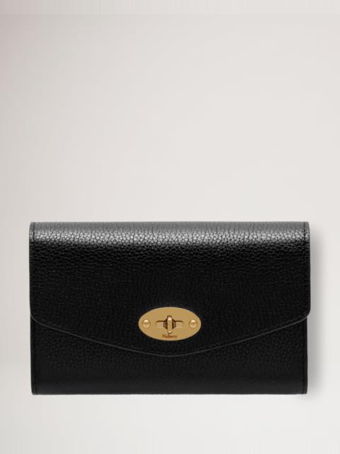 Medium Darley Wallet
Black Small Classic Grain