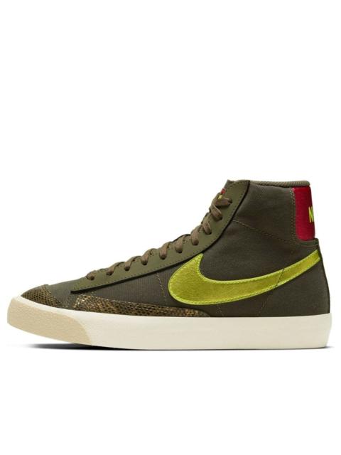 (WMNS) Nike Blazer Mid '77 'Olive Snakeskin' CZ0462-200