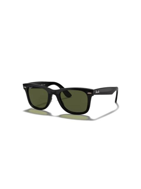 Wayfarer sunglasses