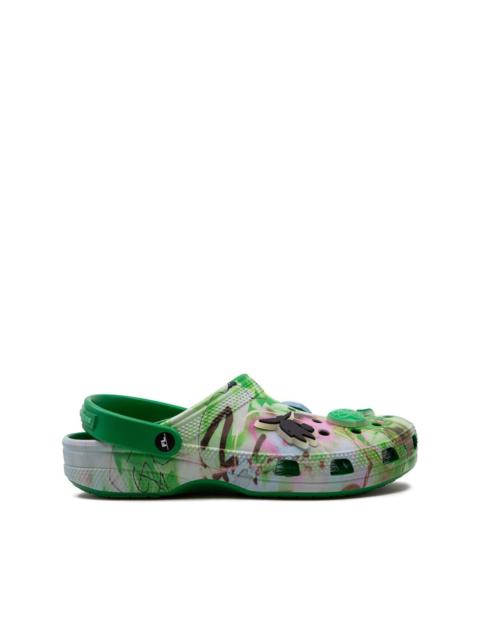 x Futura Laboratories Classic clogs