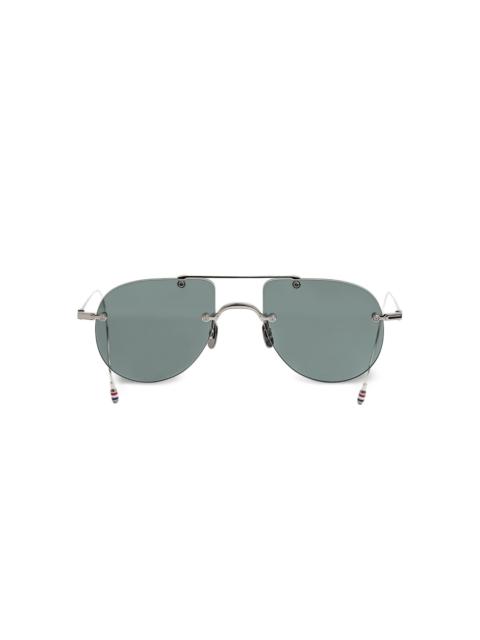 pilot-frame sunglasses