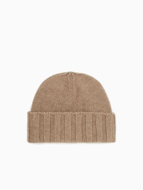 Ribbed cashmere beanie