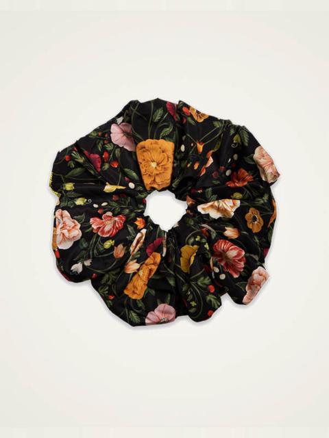 Giga Scrunchie