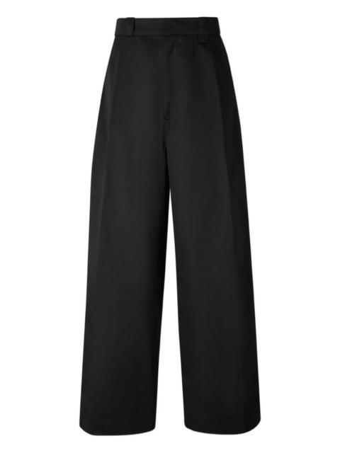 belt loops trousers
