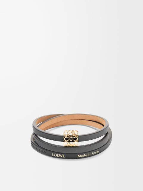 Twist bangle in calfskin