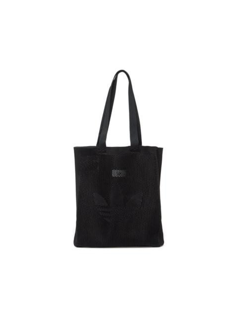 black shoulder bag