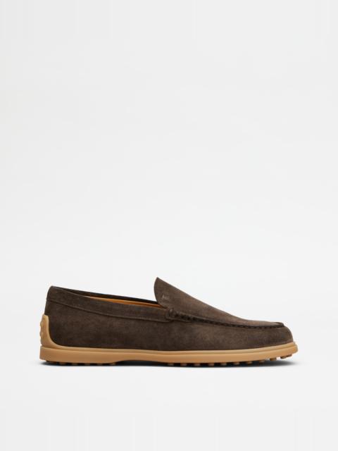 SLIPPER LOAFERS IN SUEDE - BROWN