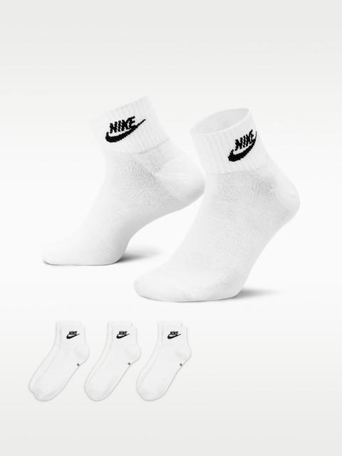 Nike Everyday Essential Ankle Socks (3 Pairs)