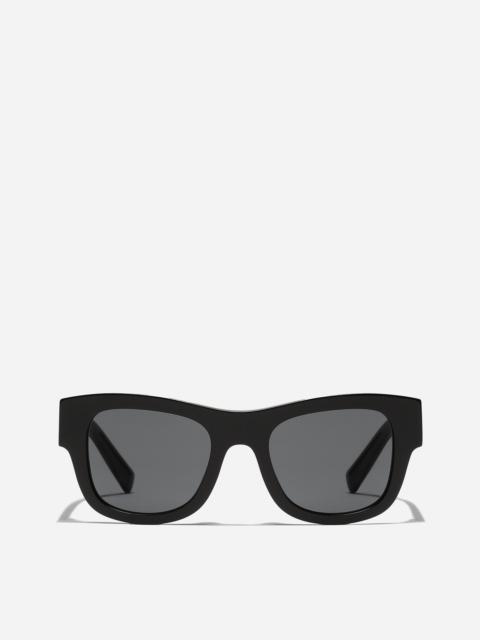 DNA Essentials sunglasses