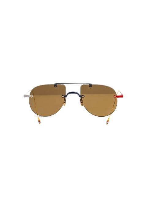 pilot-frame sunglasses