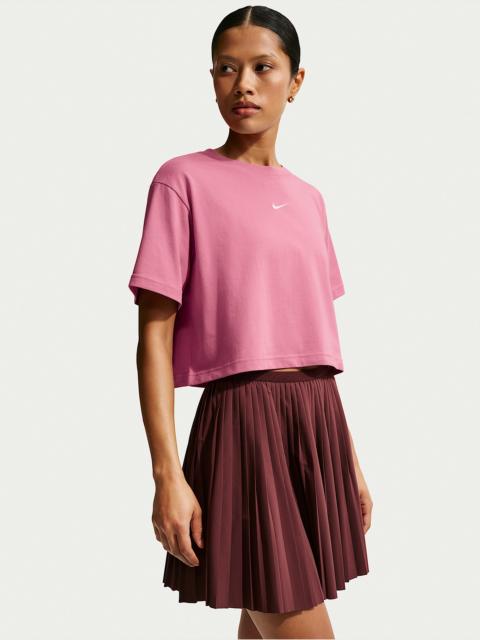 Nike Sportswear Classic Women's Loose Short-Sleeve Cropped T-Shirt