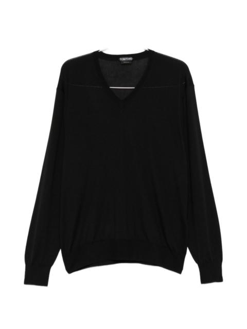 V-neck fine-gauge sweater