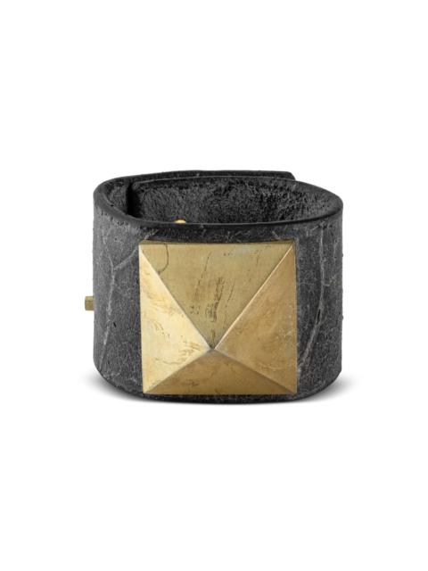 Restraint pyramid-detail leather bracelet